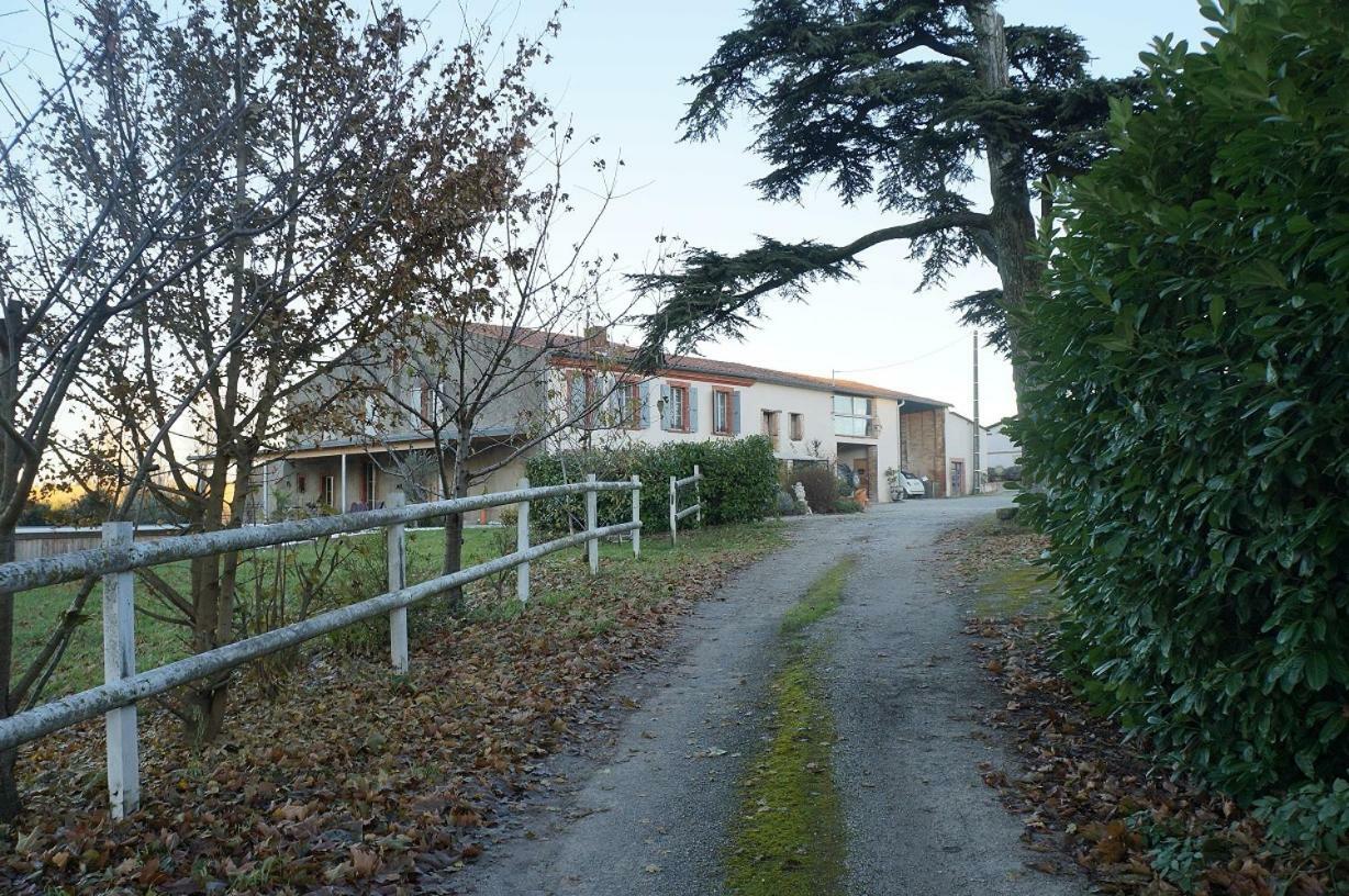 Domaine En Castanet Acomodação com café da manhã Caraman Exterior foto