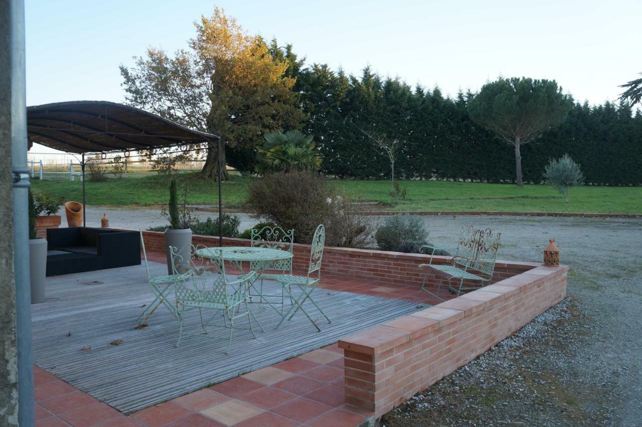 Domaine En Castanet Acomodação com café da manhã Caraman Exterior foto